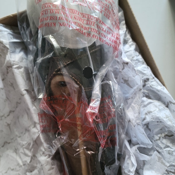 CLARKS SLIP ON SHOES - Picture 5 of 7